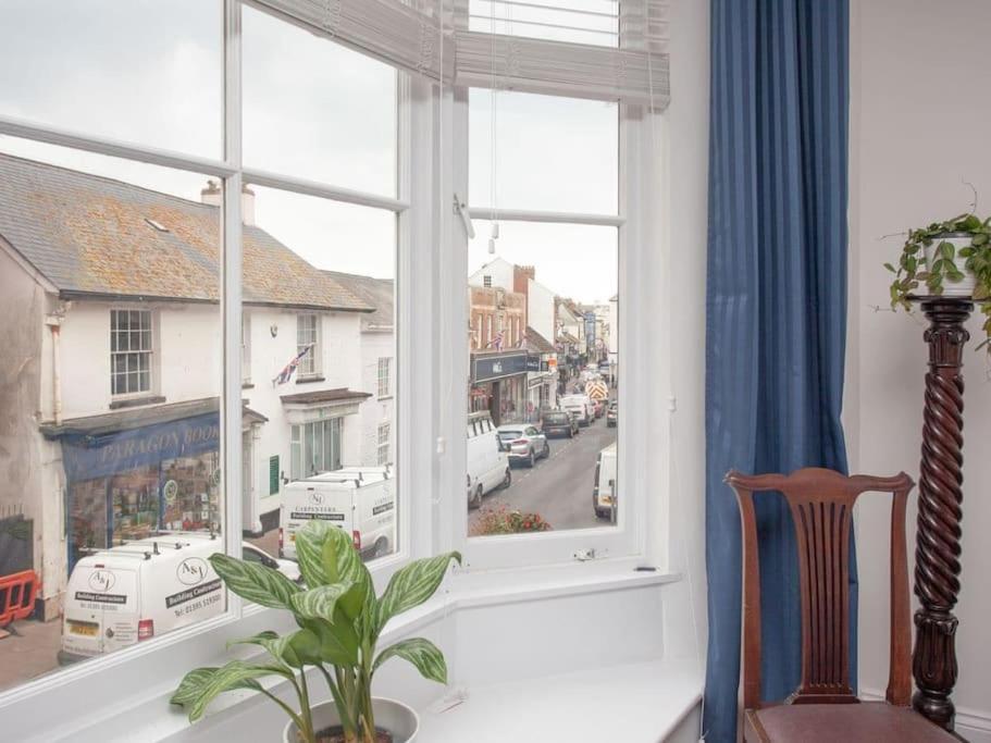 2 Central, Spacious, Apartment With Private Patio Sidmouth Ngoại thất bức ảnh